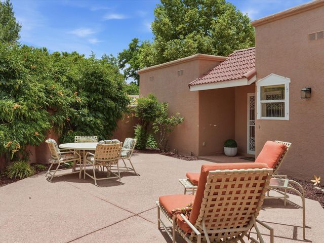9801 Riverside Road NW, Albuquerque, NM 87114