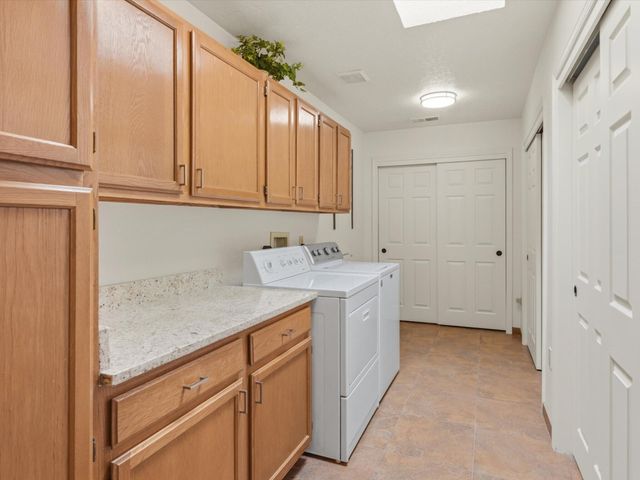 9801 Riverside Road NW, Albuquerque, NM 87114