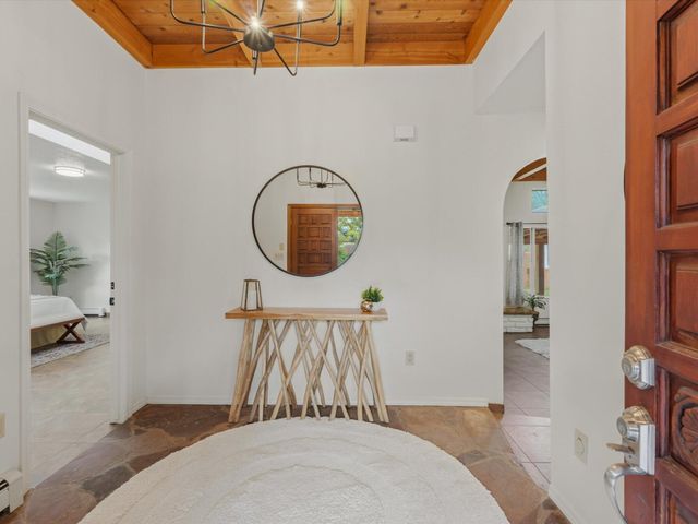 9801 Riverside Road NW, Albuquerque, NM 87114