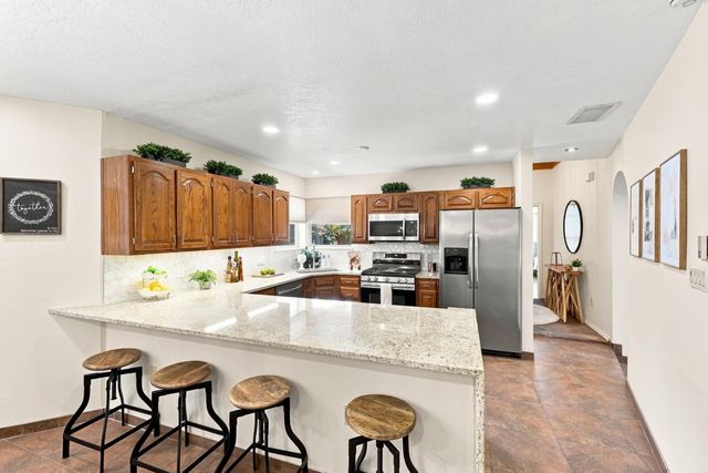 9801 Riverside Road NW, Albuquerque, NM 87114