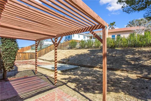 14828 Stone Age Lane, Victorville, CA 92394