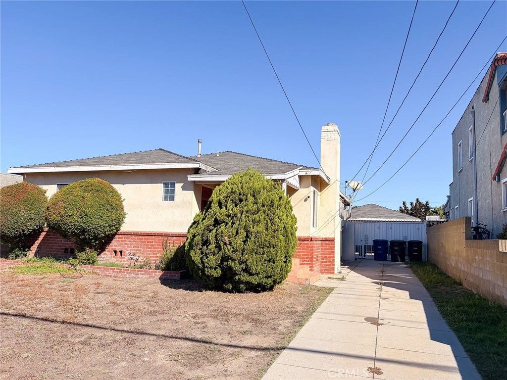 4027 Santa Ana, Huntington Park, CA 90255 — photo 2