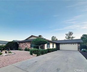 13925 Burning Tree Dr, Victorville, CA 92395