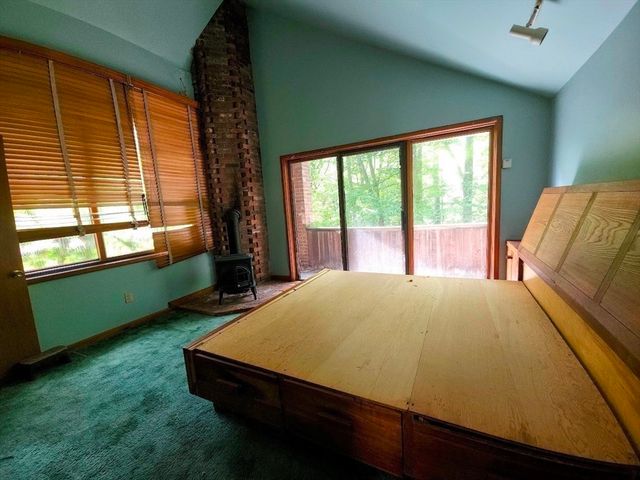 119 Buffam Rd, Pelham, MA 01002