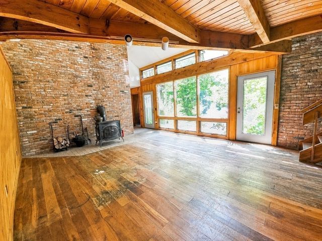 119 Buffam Rd, Pelham, MA 01002