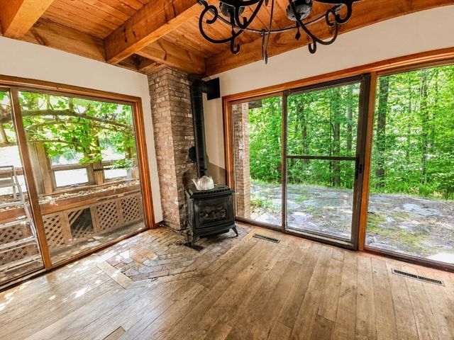 119 Buffam Rd, Pelham, MA 01002