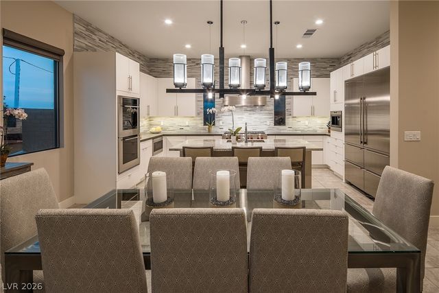 18 Garden Rain Drive, Las Vegas, NV 89135