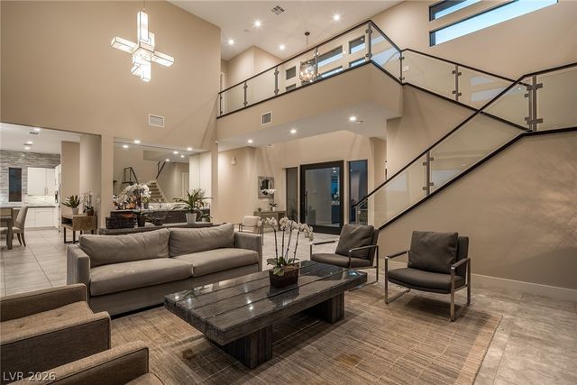 18 Garden Rain Drive, Las Vegas, NV 89135