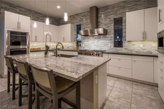 18 Garden Rain Drive, Las Vegas, NV 89135