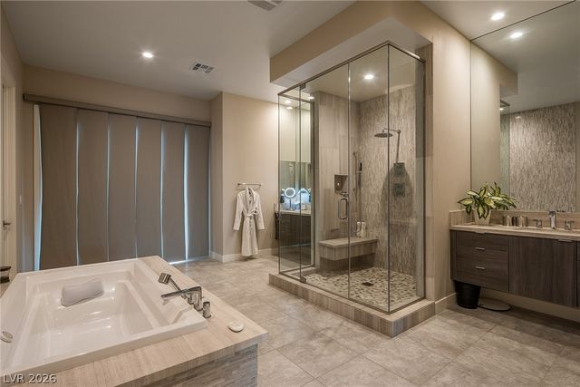 18 Garden Rain Drive, Las Vegas, NV 89135