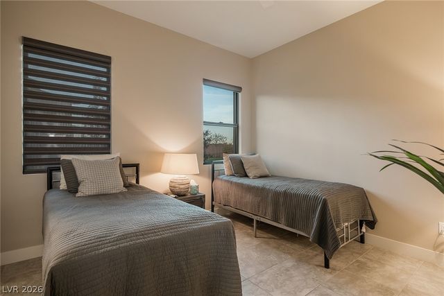 18 Garden Rain Drive, Las Vegas, NV 89135
