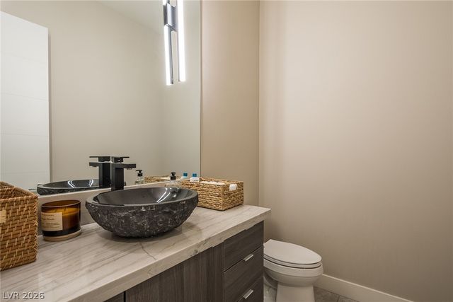 18 Garden Rain Drive, Las Vegas, NV 89135