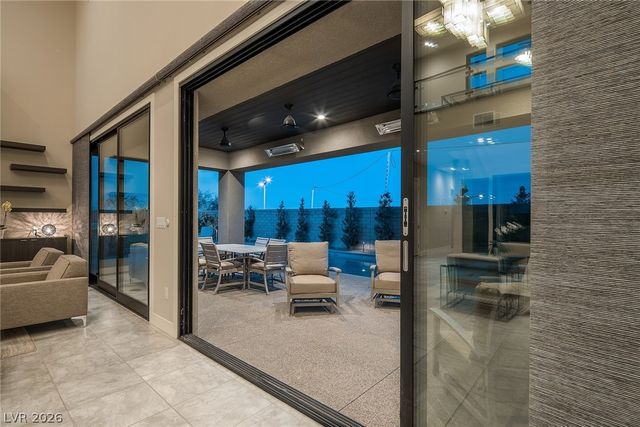18 Garden Rain Drive, Las Vegas, NV 89135