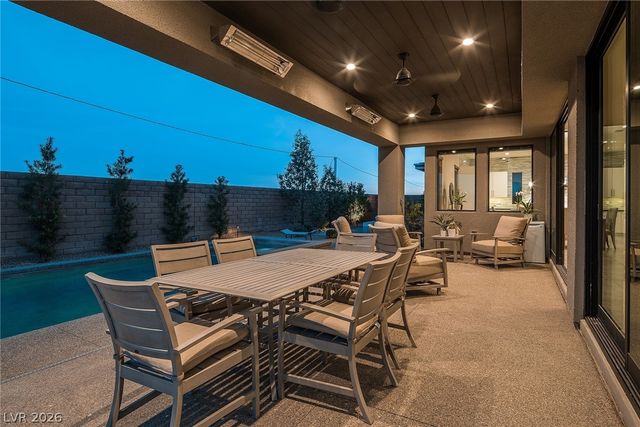 18 Garden Rain Drive, Las Vegas, NV 89135