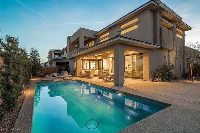 18 Garden Rain Drive, Las Vegas, NV 89135
