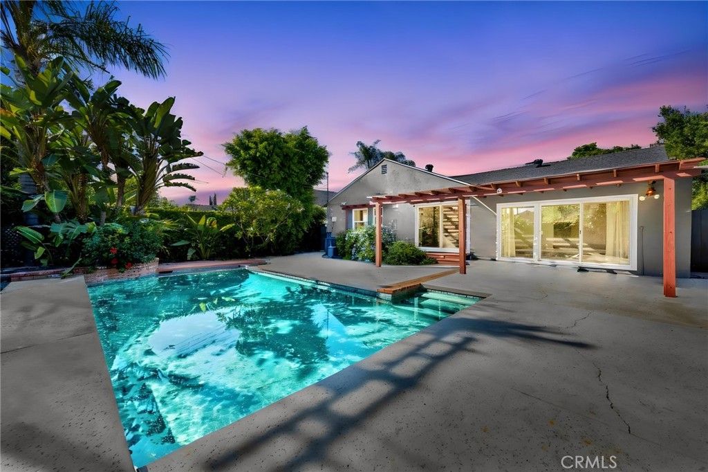 13916 Cohasset Street, Van Nuys, CA 91405 — exterior