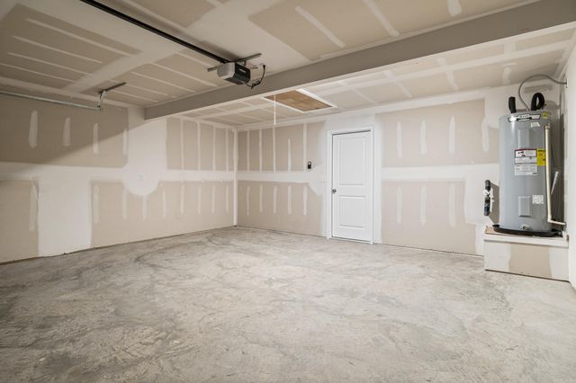 8017 Chesapeake Trail, Bauxite, AR 72011
