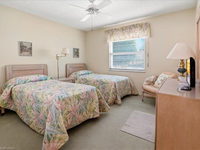1200 Cherrystone CT B-109, Naples, FL 34102