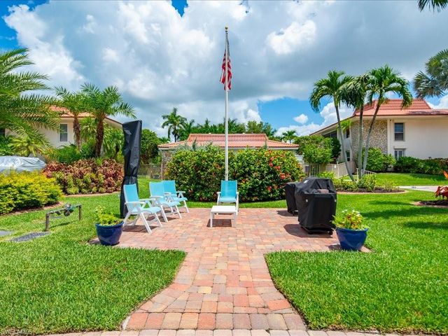 1200 Cherrystone CT B-109, Naples, FL 34102
