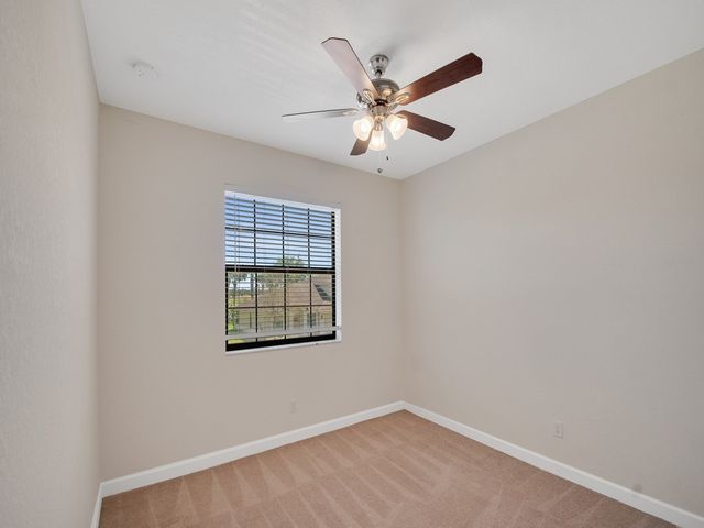 9878 E Villa Circle, Vero Beach, FL 32966