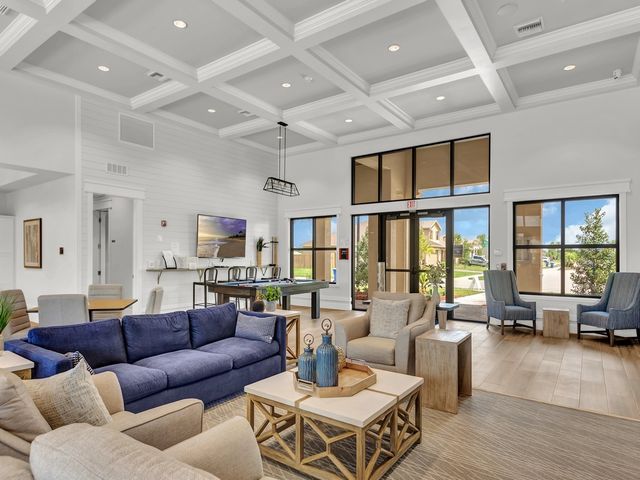 9878 E Villa Circle, Vero Beach, FL 32966