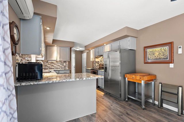 2359 SUNRISE COURT, Green Bay, WI 54302