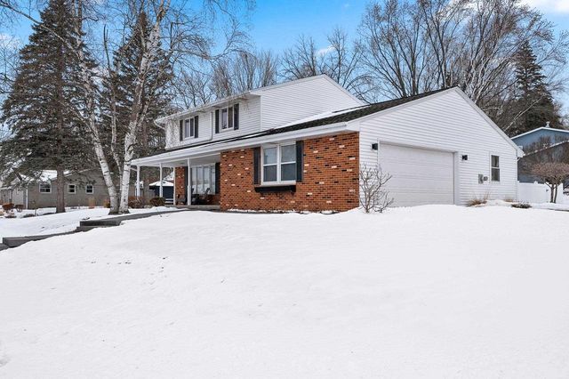 2359 SUNRISE COURT, Green Bay, WI 54302