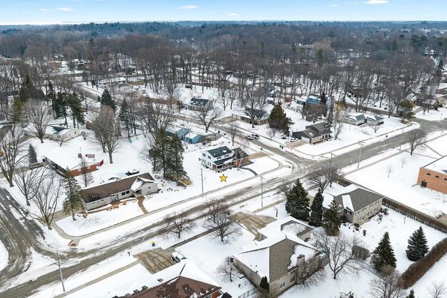 2359 SUNRISE COURT, Green Bay, WI 54302