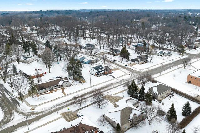 2359 SUNRISE COURT, Green Bay, WI 54302