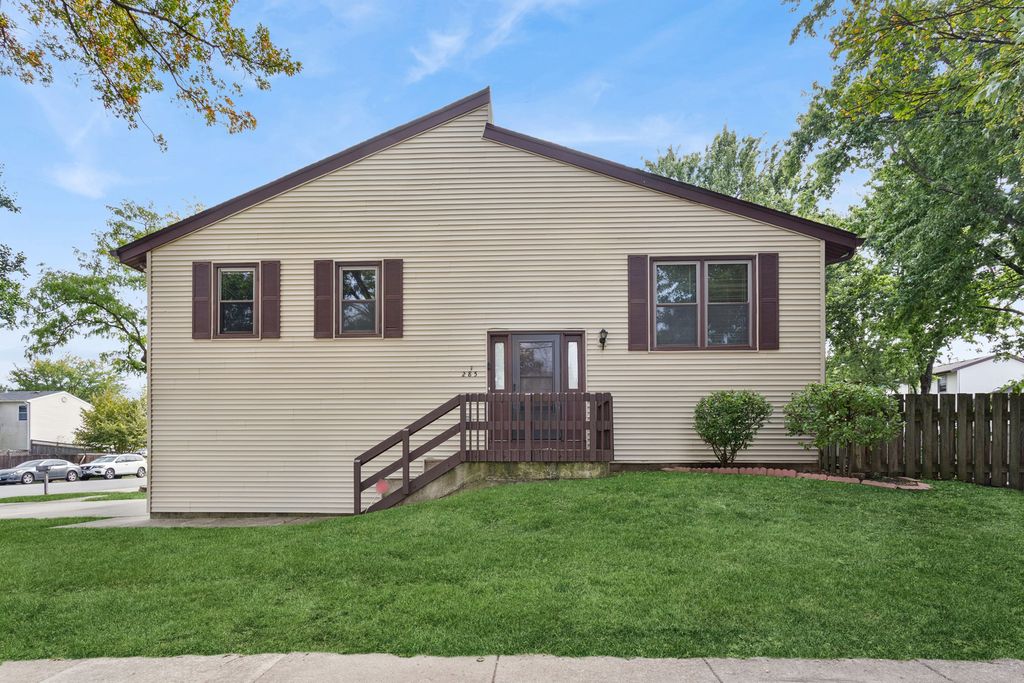 285 Navajo Drive, Bolingbrook, IL 60440 — exterior