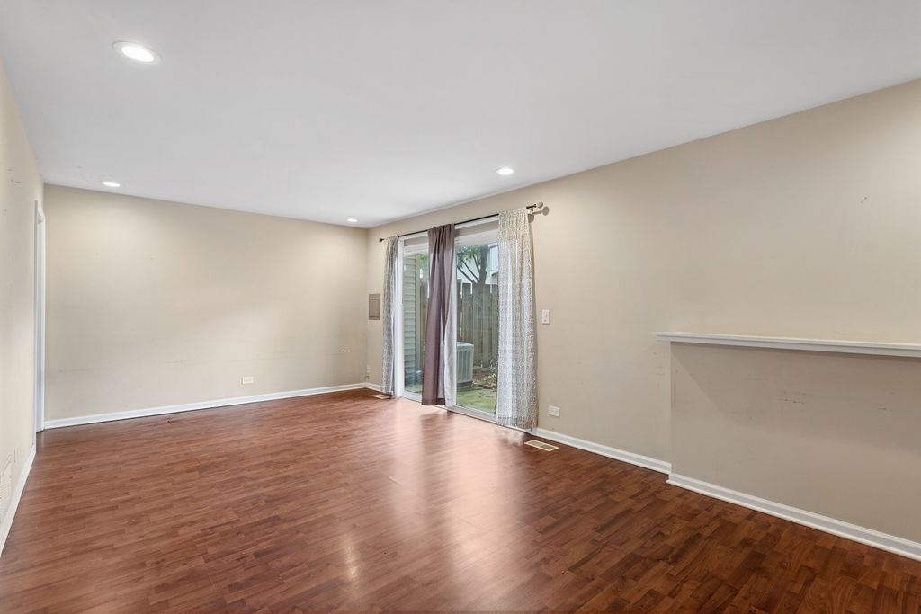 285 Navajo Drive, Bolingbrook, IL 60440 — photo 3