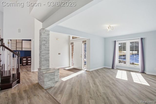 47830 Forest Court, Northville, MI 48168