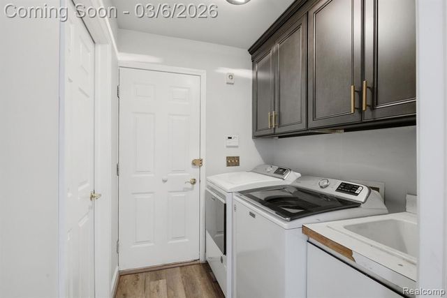 47830 Forest Court, Northville, MI 48168