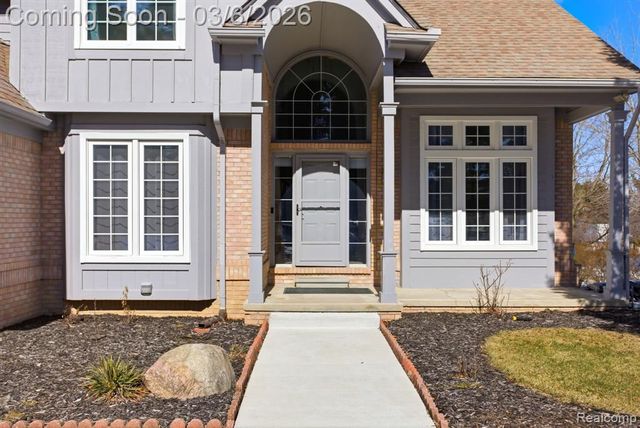 47830 Forest Court, Northville, MI 48168