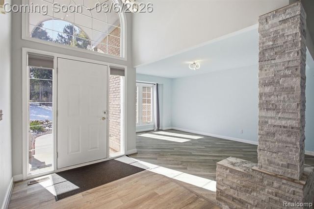 47830 Forest Court, Northville, MI 48168