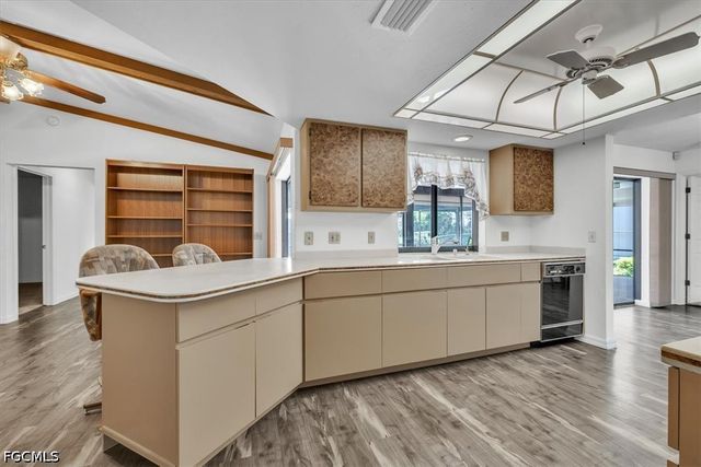 6070 Anchorline CT, North Fort Myers, FL 33917