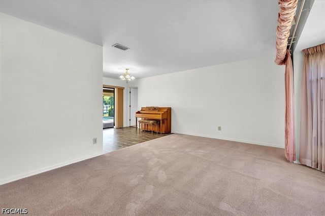 6070 Anchorline CT, North Fort Myers, FL 33917