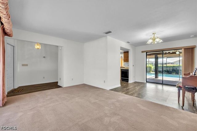 6070 Anchorline CT, North Fort Myers, FL 33917