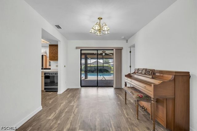 6070 Anchorline CT, North Fort Myers, FL 33917