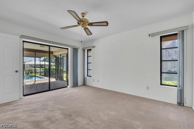 6070 Anchorline CT, North Fort Myers, FL 33917