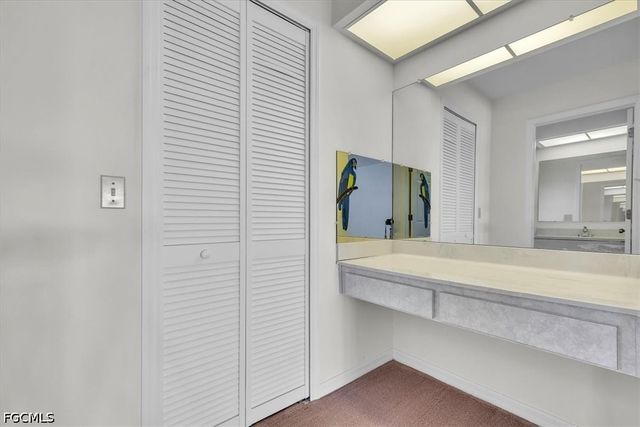 6070 Anchorline CT, North Fort Myers, FL 33917