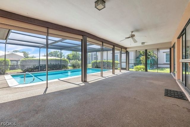 6070 Anchorline CT, North Fort Myers, FL 33917