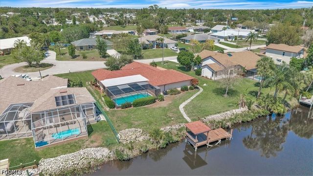 6070 Anchorline CT, North Fort Myers, FL 33917