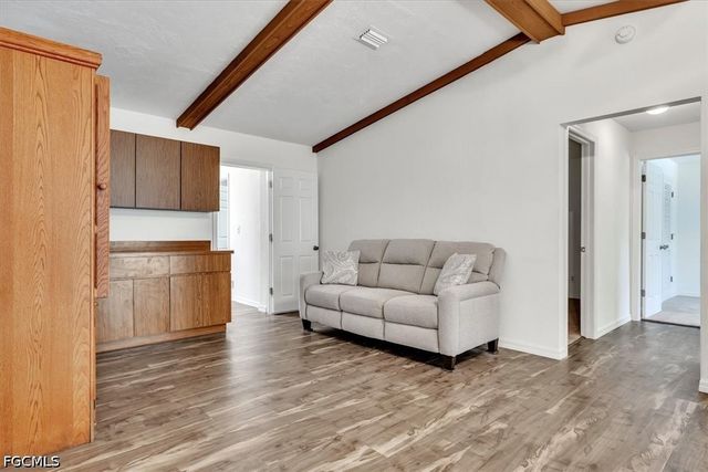 6070 Anchorline CT, North Fort Myers, FL 33917