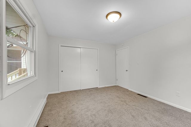 10447 N 477 E, Demotte, IN 46310