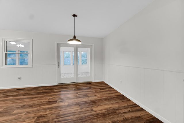 10447 N 477 E, Demotte, IN 46310