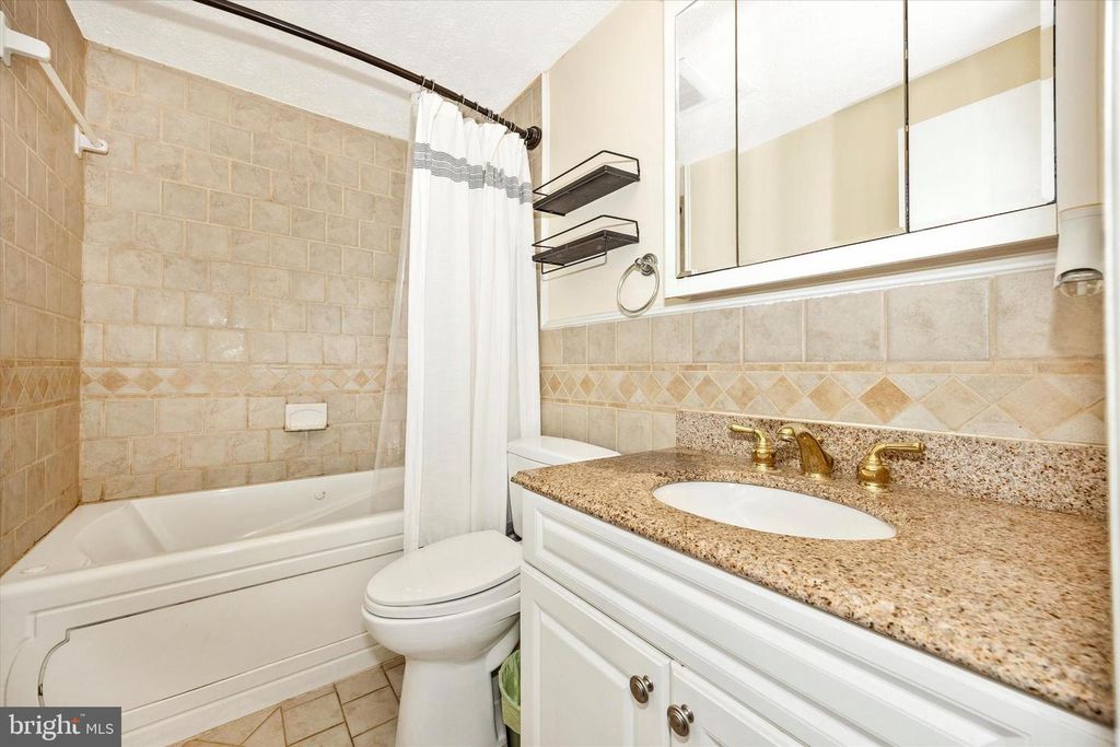 Image 18 of property listing at 1458 MOBLEY CT, Frederick, MD 21701