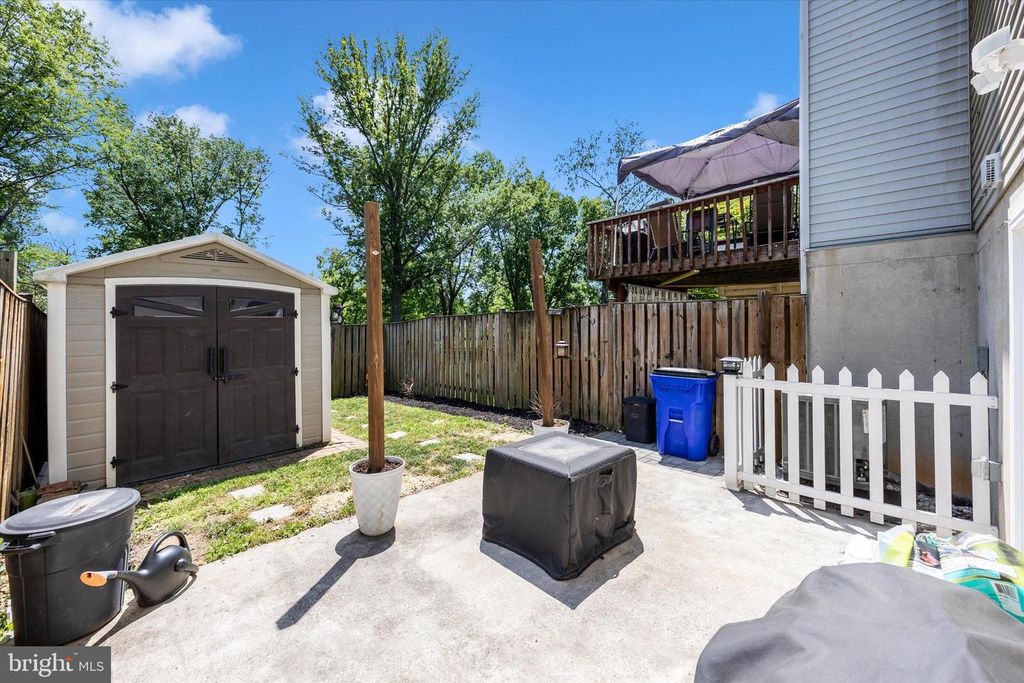 Image 25 of property listing at 1458 MOBLEY CT, Frederick, MD 21701