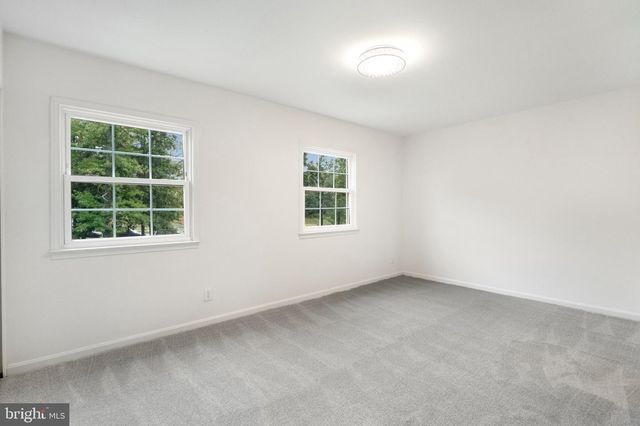 14812 LONDON TOWNE SQ, Centreville, VA 20120