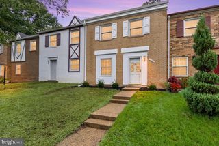14812 LONDON TOWNE SQ, Centreville, VA 20120